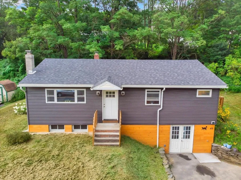 49 Route 12 South Northfield VT 05663