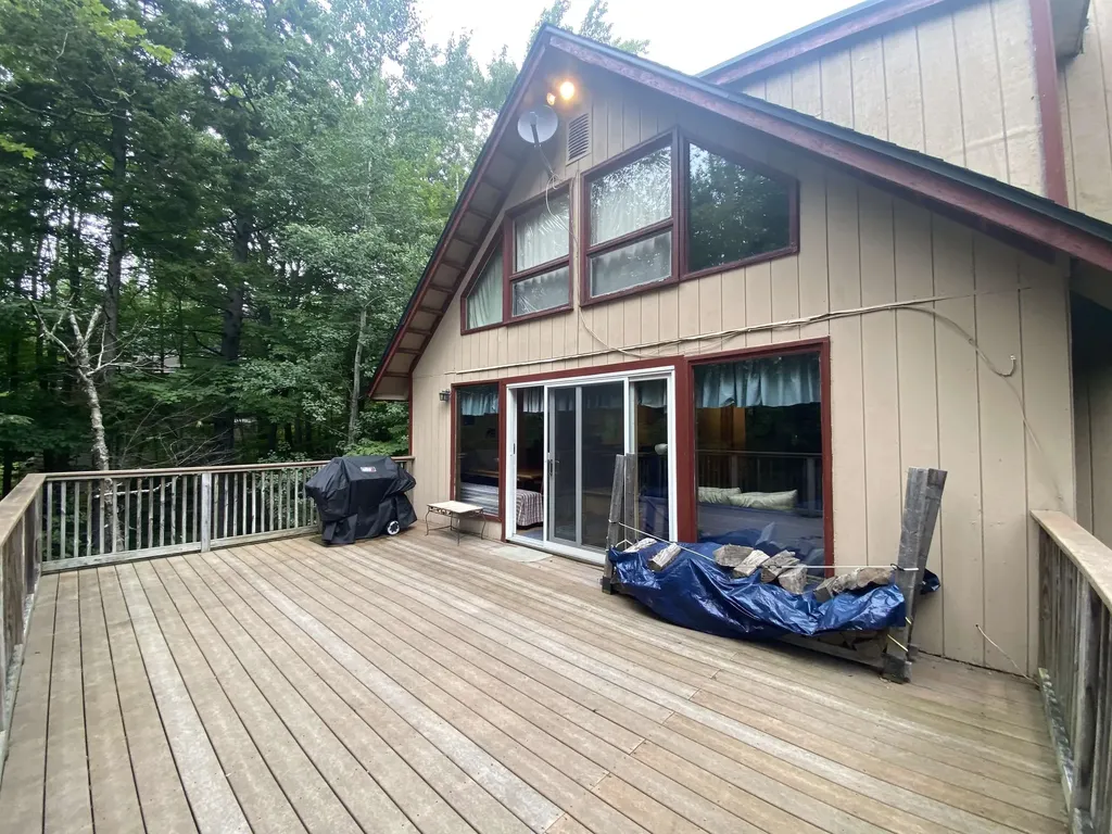 13 Sunnyside Road Dover VT 05356