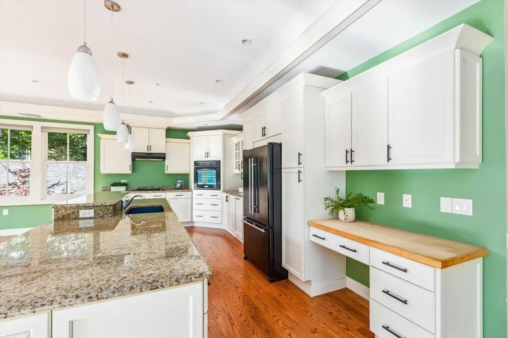 36 Grove Street Peterborough NH 03458