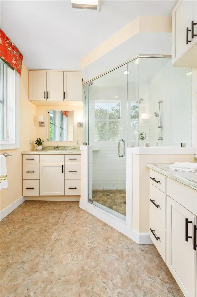 36 Grove Street Peterborough NH 03458