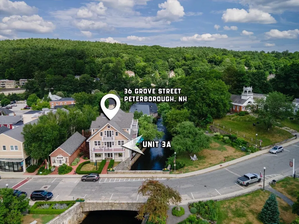 36 Grove Street Peterborough NH 03458