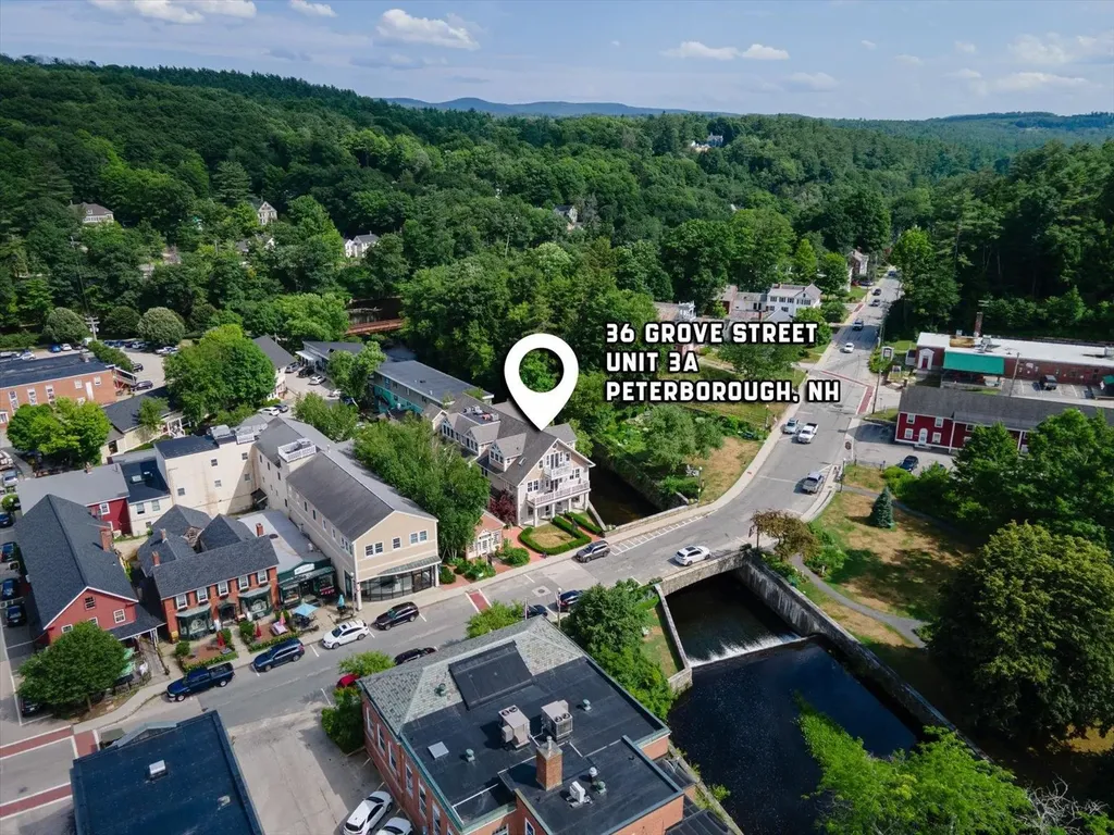 36 Grove Street Peterborough NH 03458