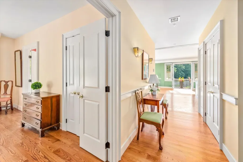 36 Grove Street Peterborough NH 03458