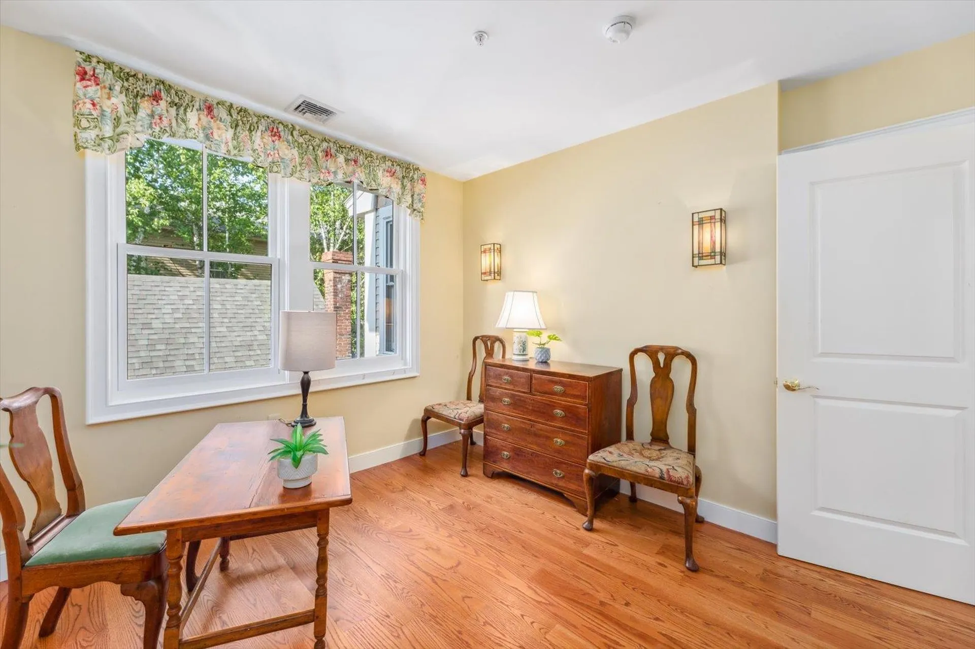 36 Grove Street Peterborough NH 03458