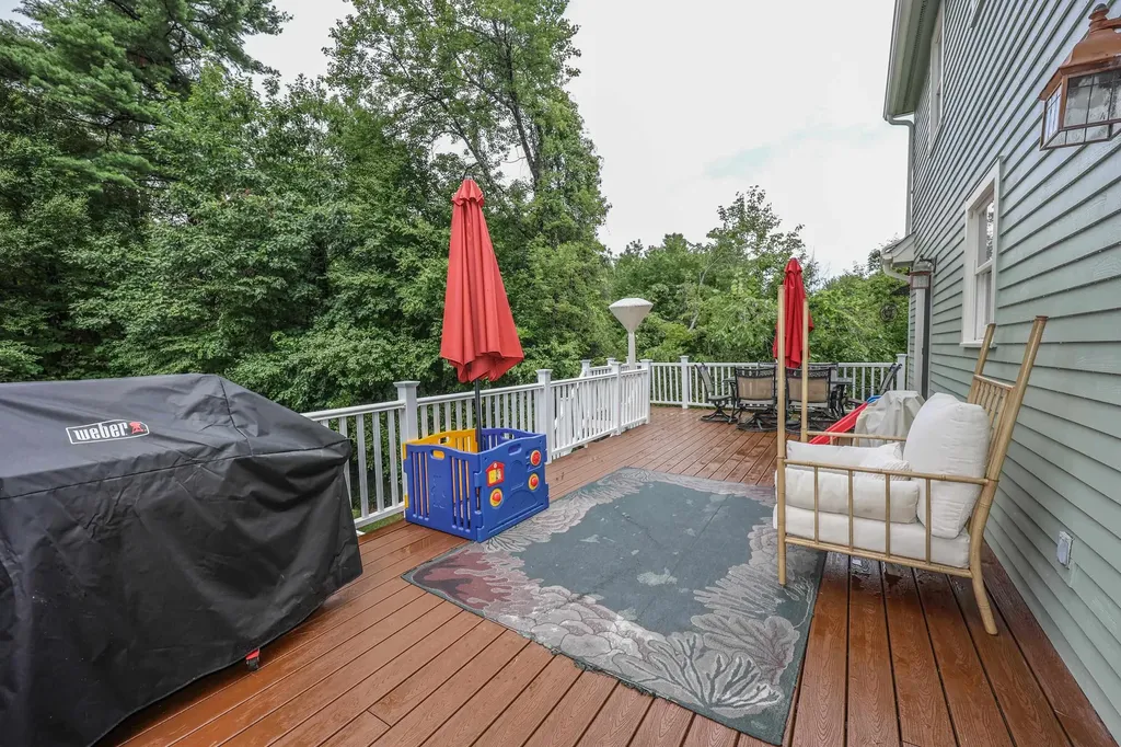 1624 Hooksett Road Hooksett NH 03106