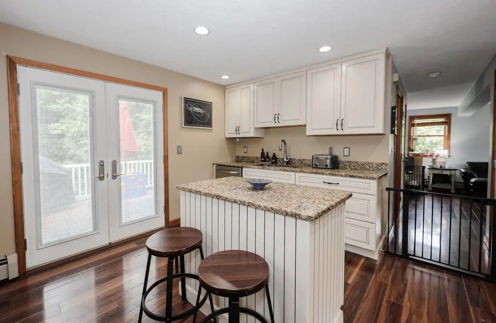 1624 Hooksett Road Hooksett NH 03106