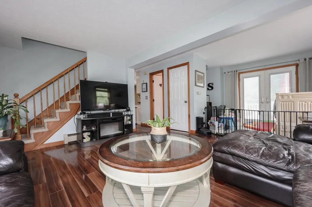 1624 Hooksett Road Hooksett NH 03106
