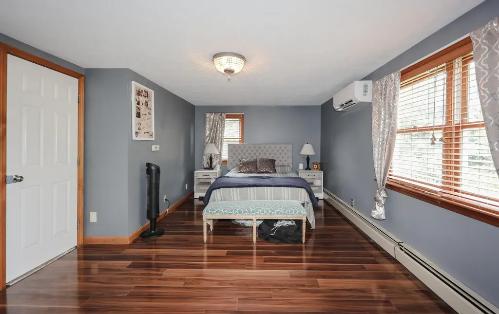1624 Hooksett Road Hooksett NH 03106