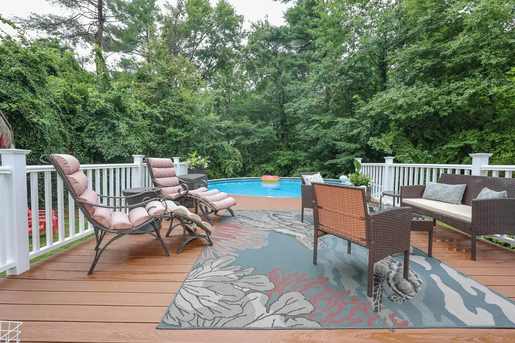 1624 Hooksett Road Hooksett NH 03106