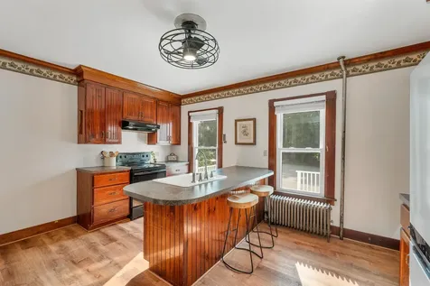 1758 E Main Street Conway NH 03813