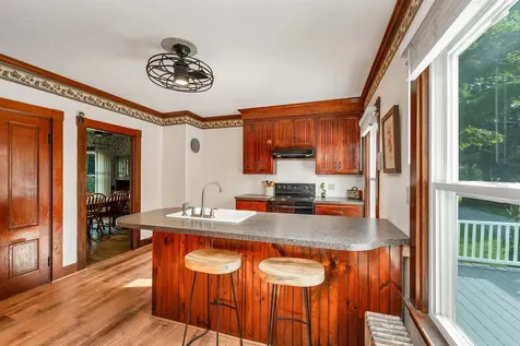 1758 E Main Street Conway NH 03813