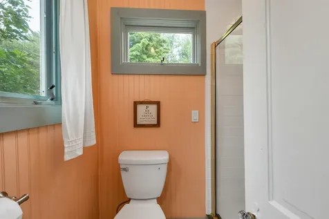 1758 E Main Street Conway NH 03813