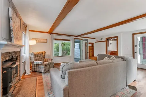 1758 E Main Street Conway NH 03813