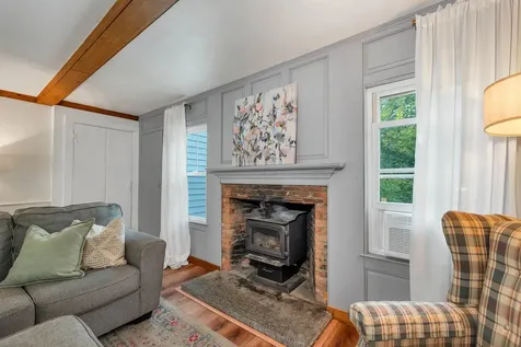 1758 E Main Street Conway NH 03813