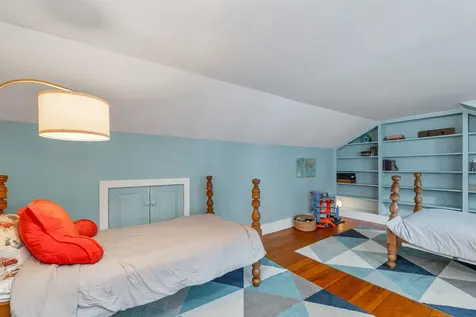 1758 E Main Street Conway NH 03813