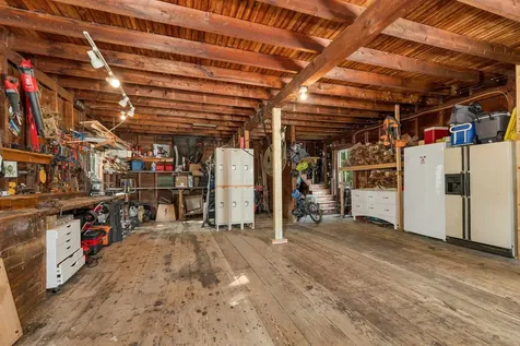 1758 E Main Street Conway NH 03813