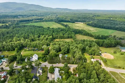 1758 E Main Street Conway NH 03813