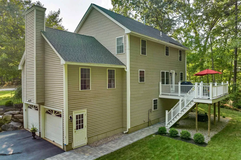 3 Kelly Way Merrimack NH 03054