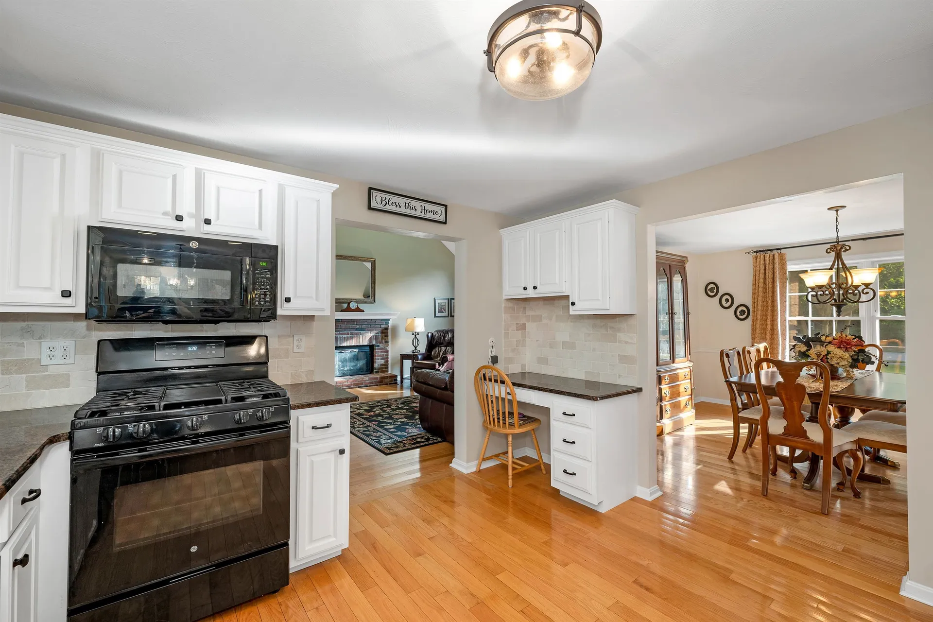 3 Kelly Way Merrimack NH 03054