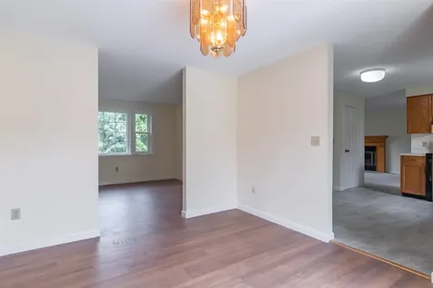 11 Nathan Court Nashua NH 03064