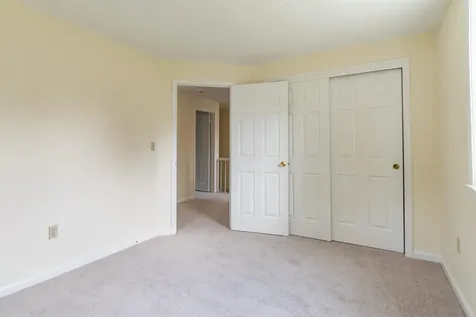 11 Nathan Court Nashua NH 03064