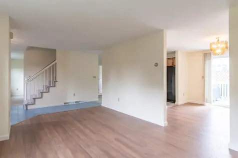 11 Nathan Court Nashua NH 03064