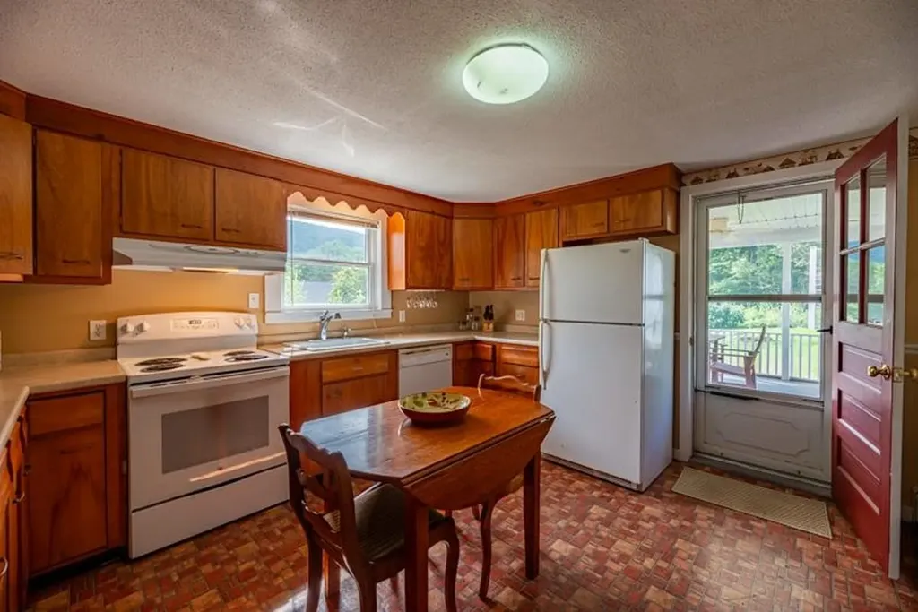 723 Quarry Hill Road Danby VT 05739