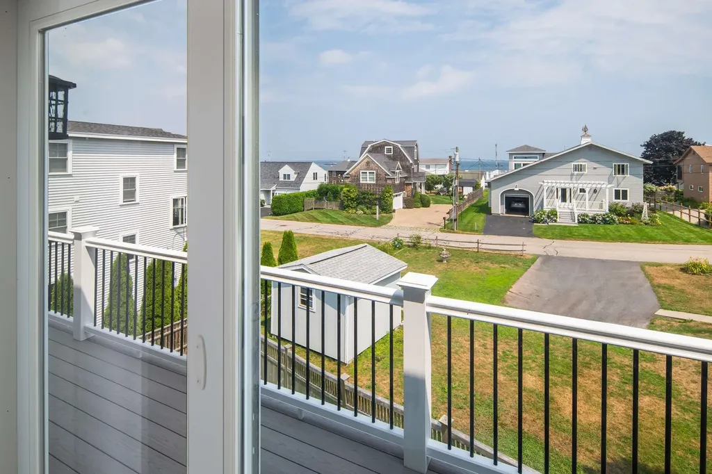 42 Seaview Drive Wells ME 04090