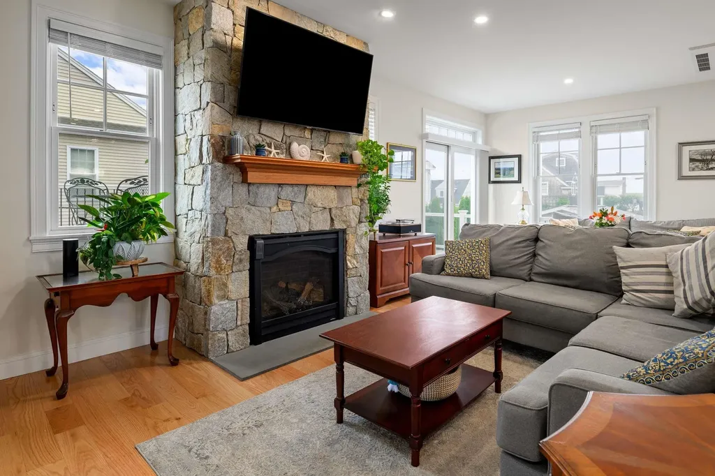 42 Seaview Drive Wells ME 04090