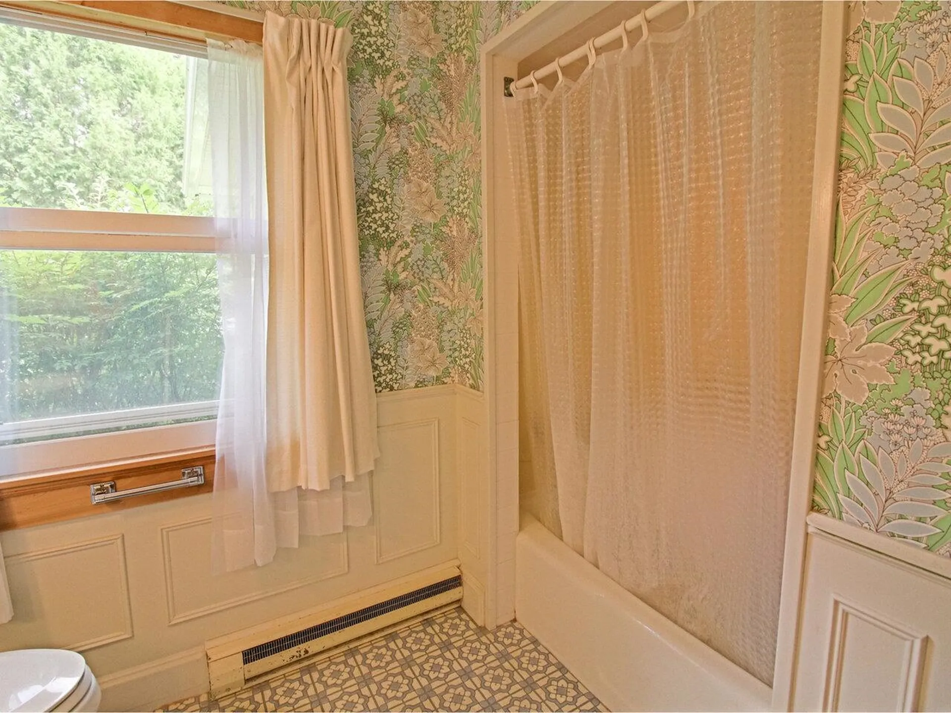 205 River Road Essex VT 05452