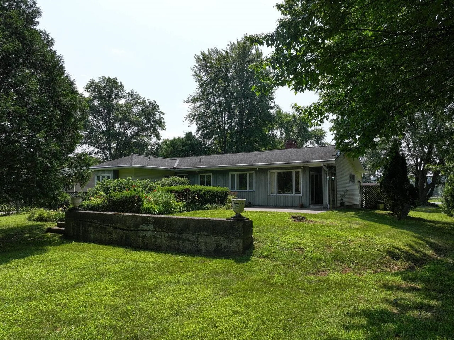 205 River Road Essex VT 05452