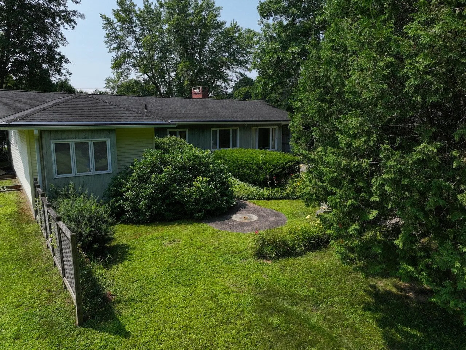 205 River Road Essex VT 05452