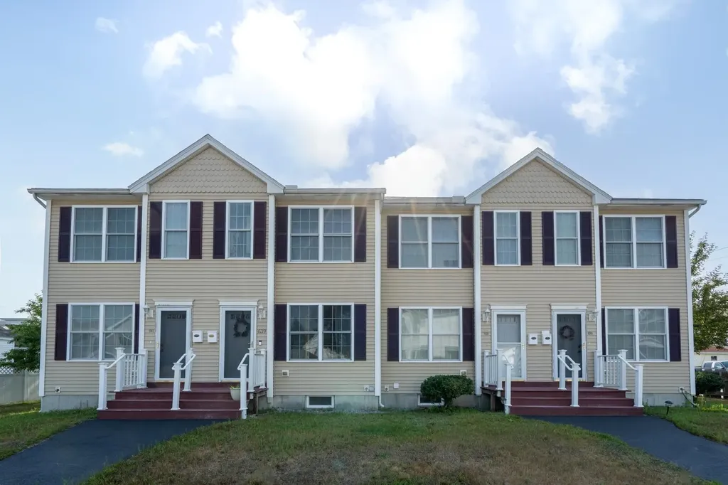 637 Hevey Street Manchester NH 03054