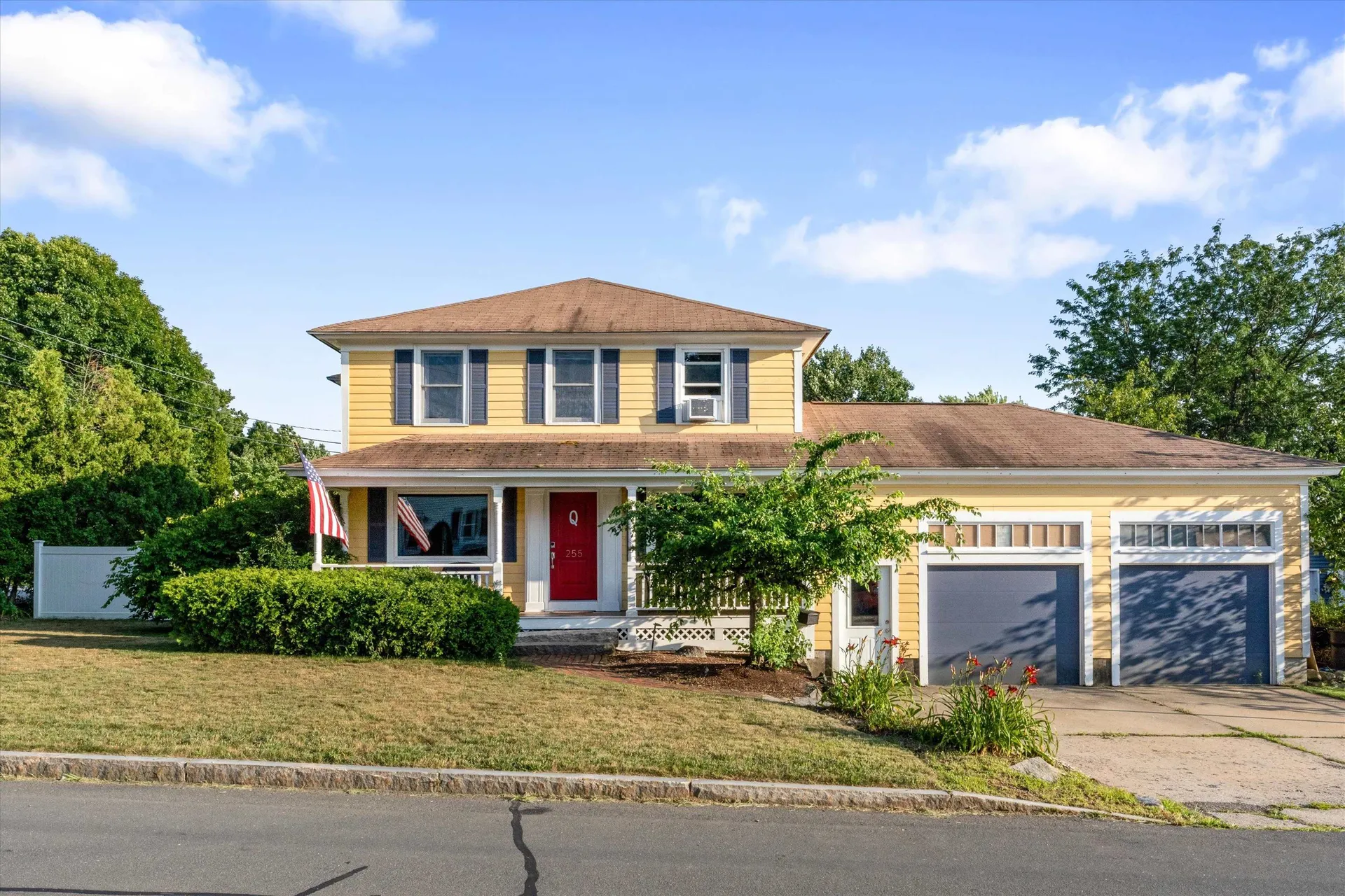 255 Vinton Street Manchester NH 03103