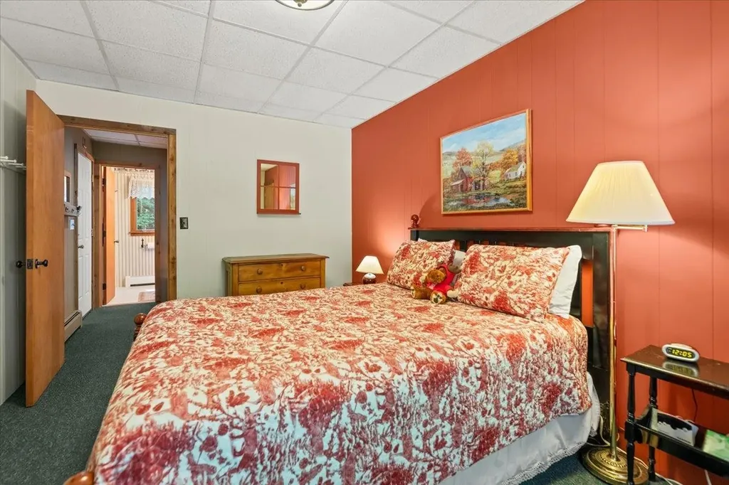 659 Magic Circle Londonderry VT 05148