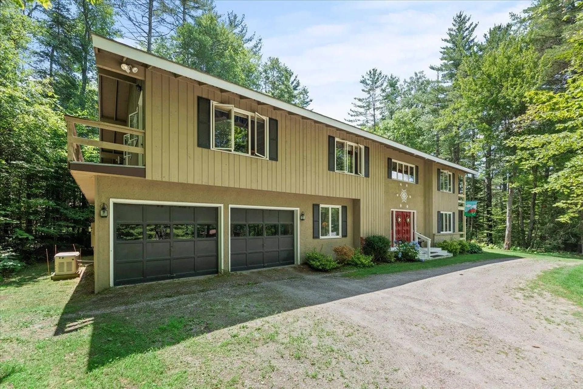 659 Magic Circle Londonderry VT 05148