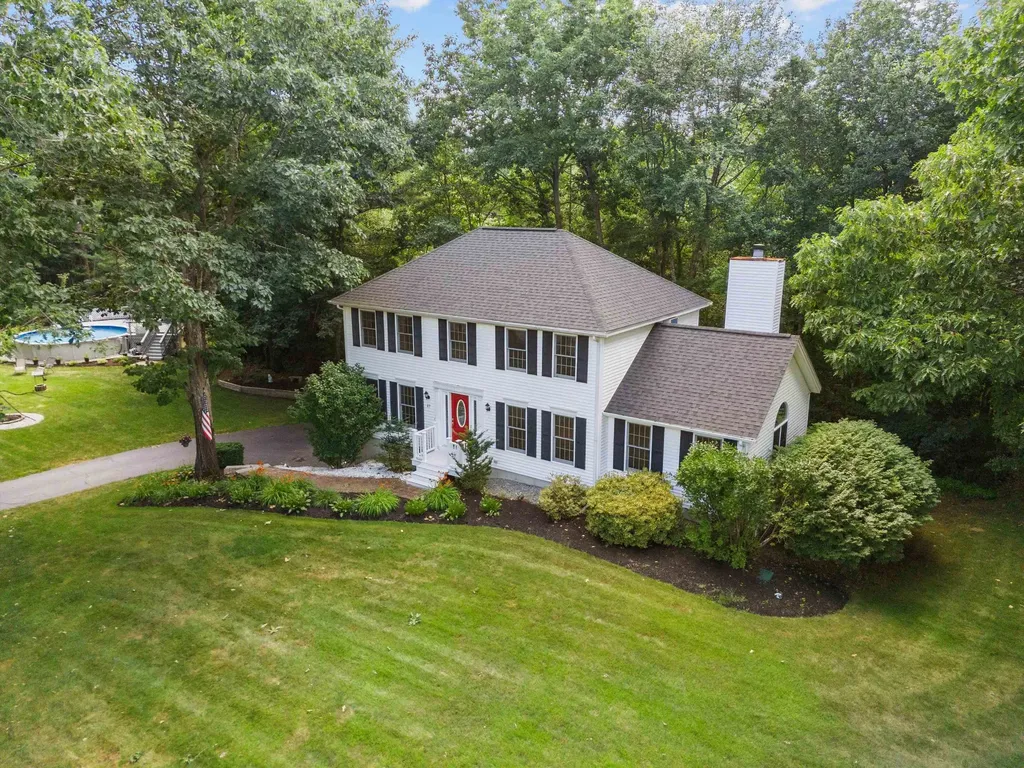 17 Jamil Lane Salem NH 03079