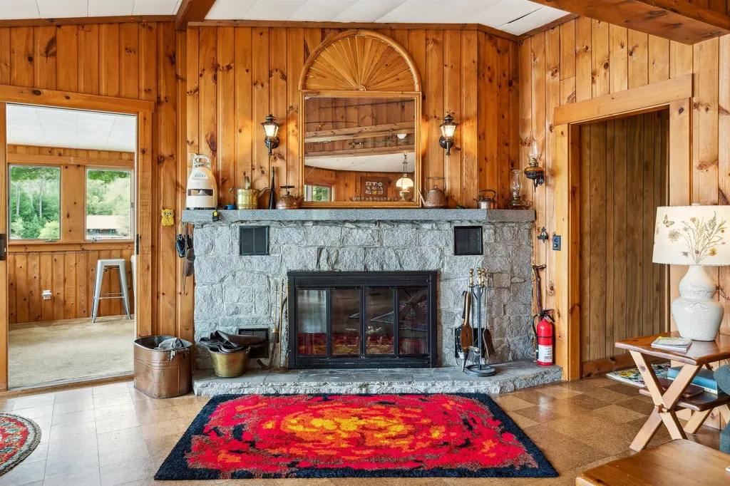 121 Bealine Drive Groton VT 05046
