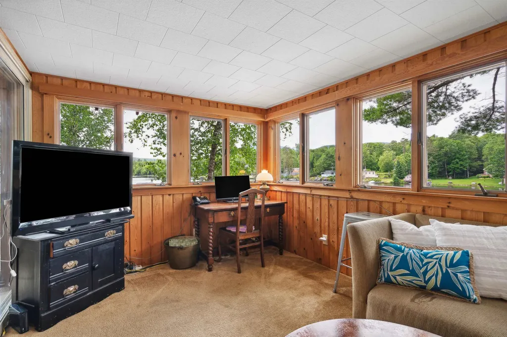 121 Bealine Drive Groton VT 05046