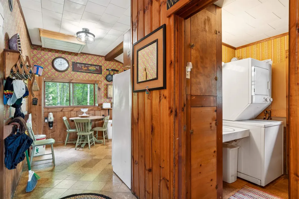 121 Bealine Drive Groton VT 05046