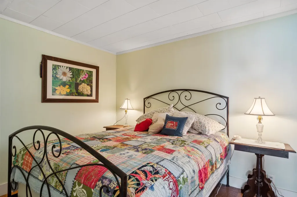 121 Bealine Drive Groton VT 05046