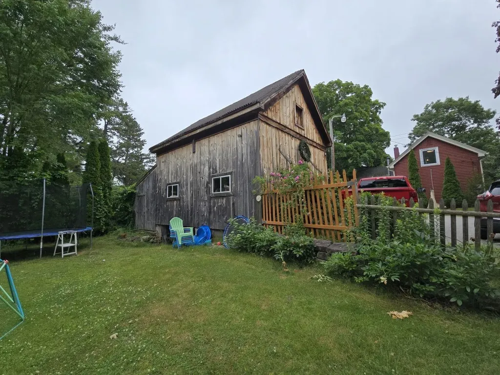 56 Fordway Extension Derry NH 03038