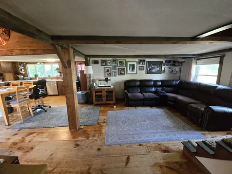 56 Fordway Extension Derry NH 03038
