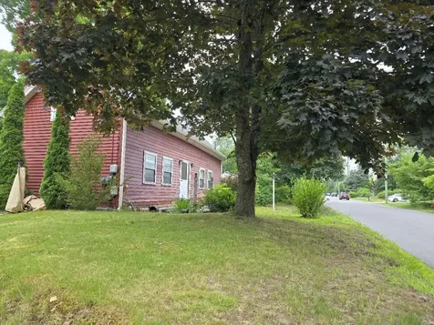 56 Fordway Extension Derry NH 03038