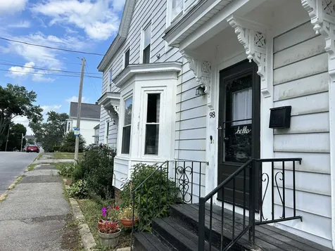 98 Franklin Street Somersworth NH 03878