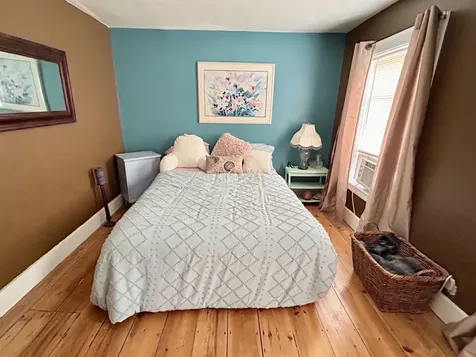 98 Franklin Street Somersworth NH 03878