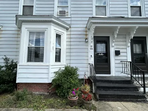 98 Franklin Street Somersworth NH 03878