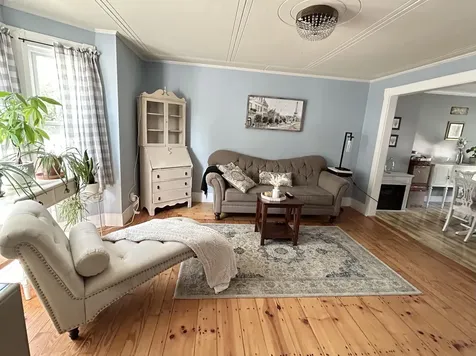 98 Franklin Street Somersworth NH 03878