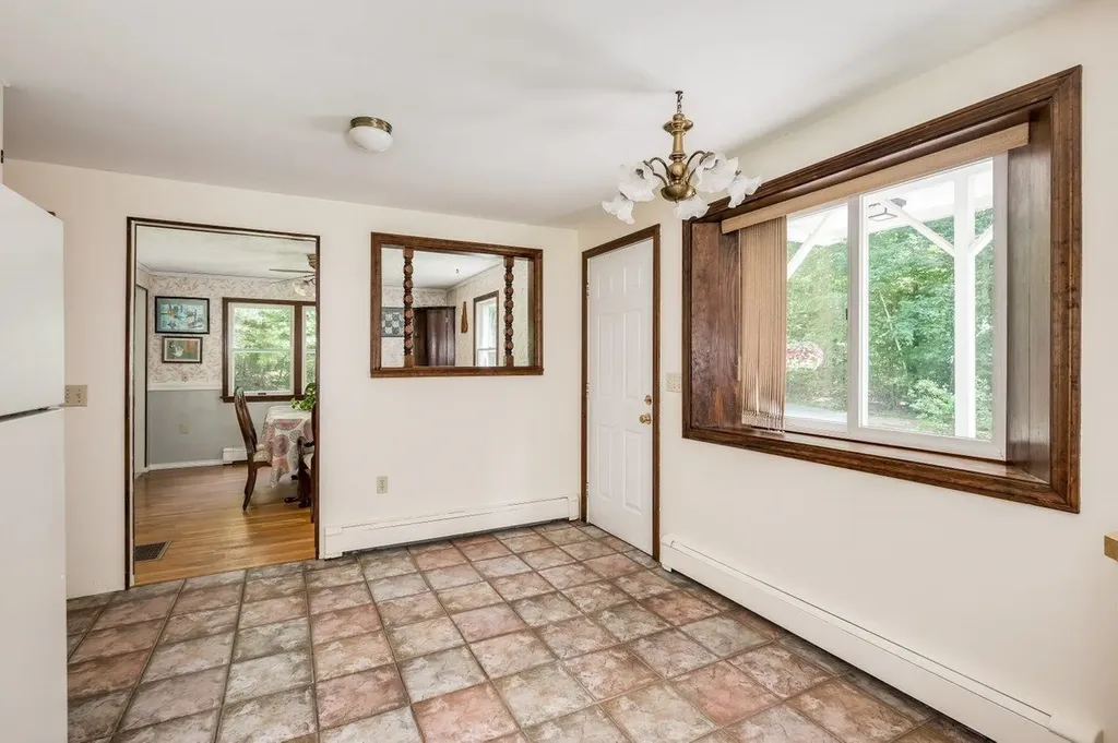 15 George Bennett Road Lee NH 03861