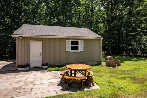 15 George Bennett Road Lee NH 03861
